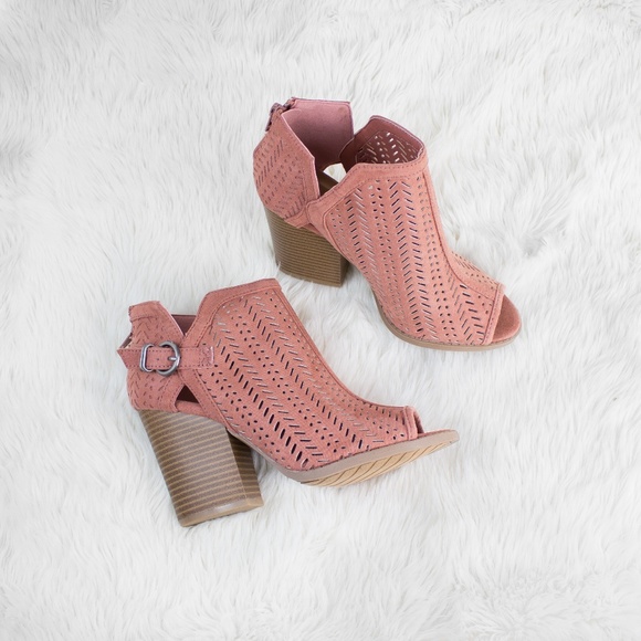 'Monterey' Booties! - Picture 2 of 2